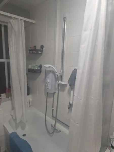 2 Bedroom Flat Near Made Street and Dalston