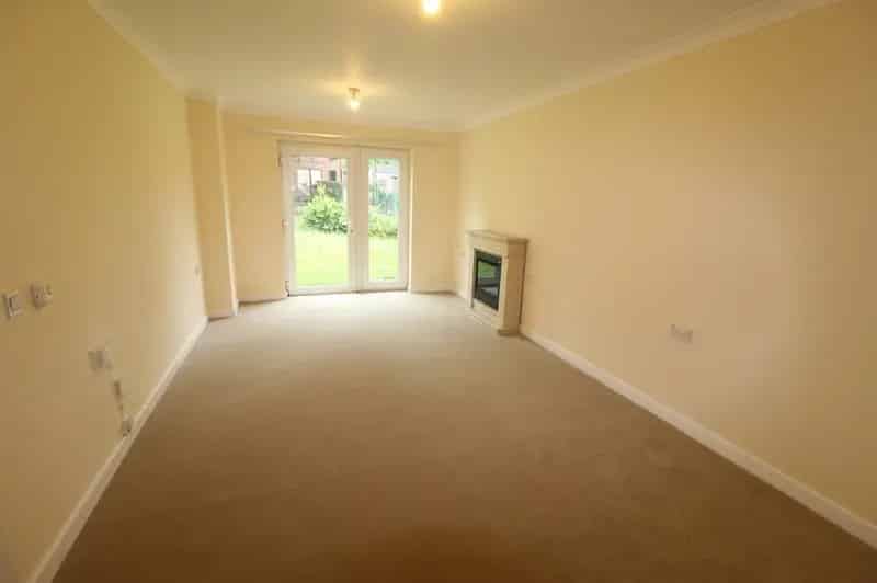 2 Bedroom Retirement Apartment for Sale Birmingham B26