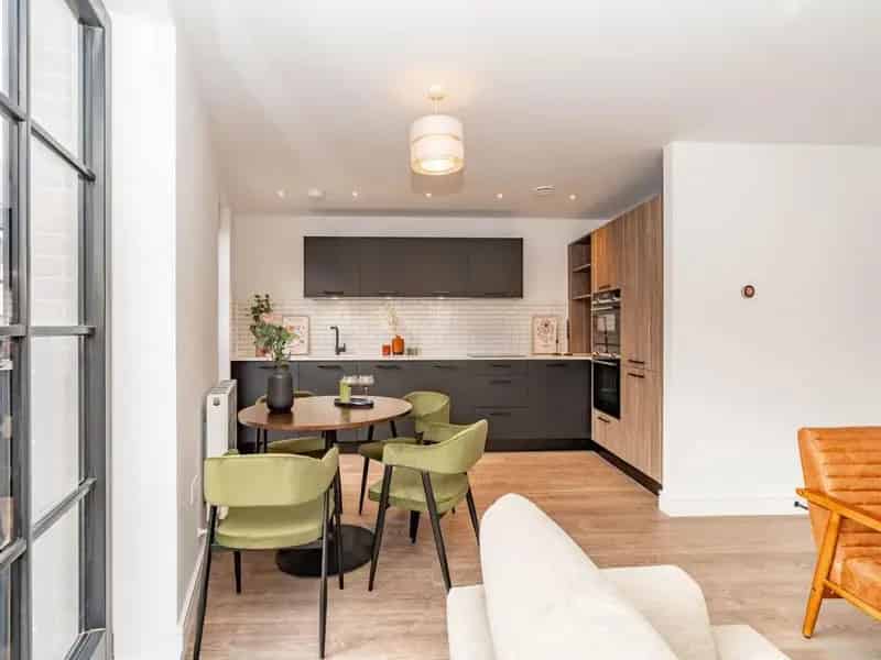 2 Bedroom Apartment for Sale in Central Edinburgh