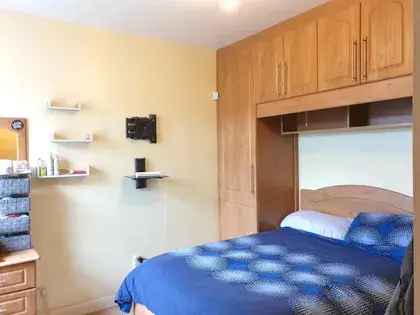 3 Bedroom House 95m² London