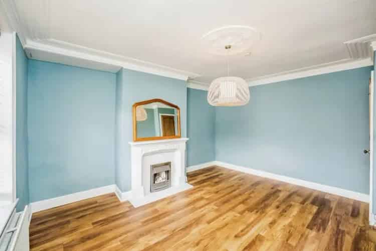 Spacious 2 Bed House in Savile Park with Cellar and Yard