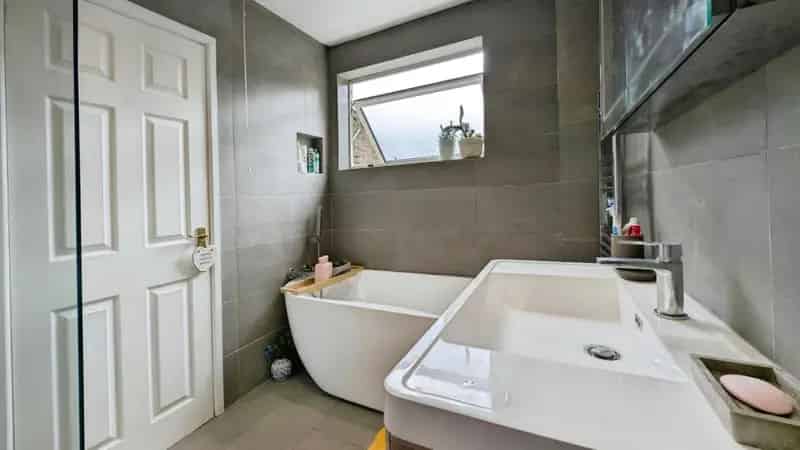 3 bedroom House
 For Sale
