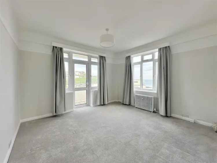 2 Bedroom Flat with Sea Views and Private Balcony