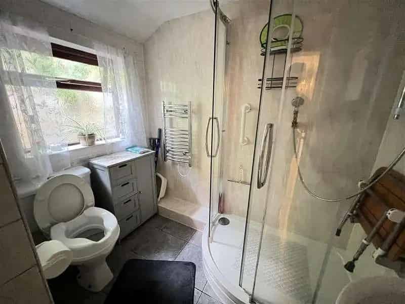 2 Bed Period House for Sale Needs Modernisation