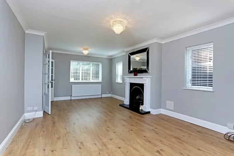 3 Bedroom Detached House to Rent Watford