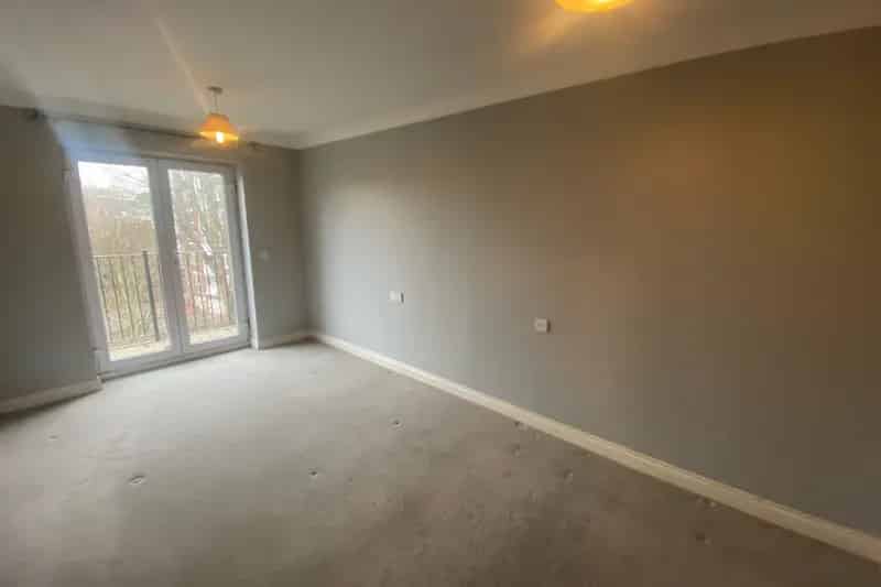 Modern 2-Bedroom House Near Amenities and Transport