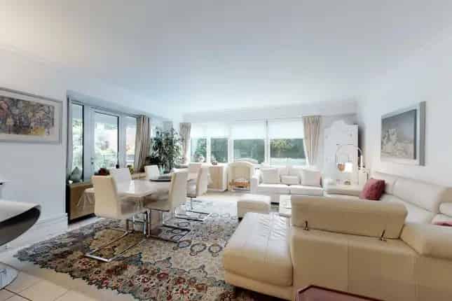 3 Bed Flat for Sale in Beverly House St Johns Wood