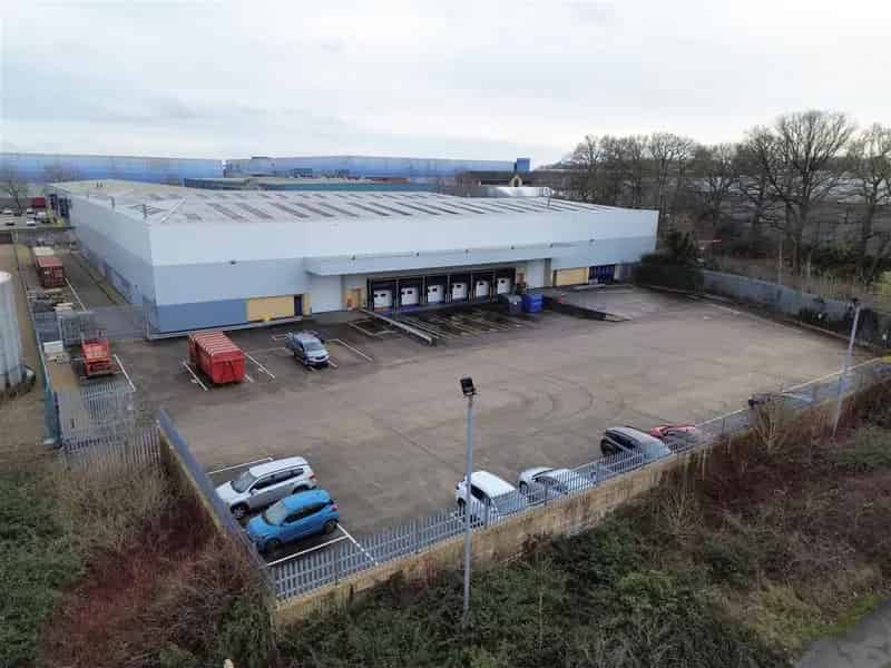 Modern Logistics Unit near M1 Motorway - 54,695 sq ft