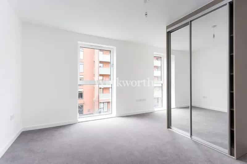 4 Bedroom House Near Seven Sisters London