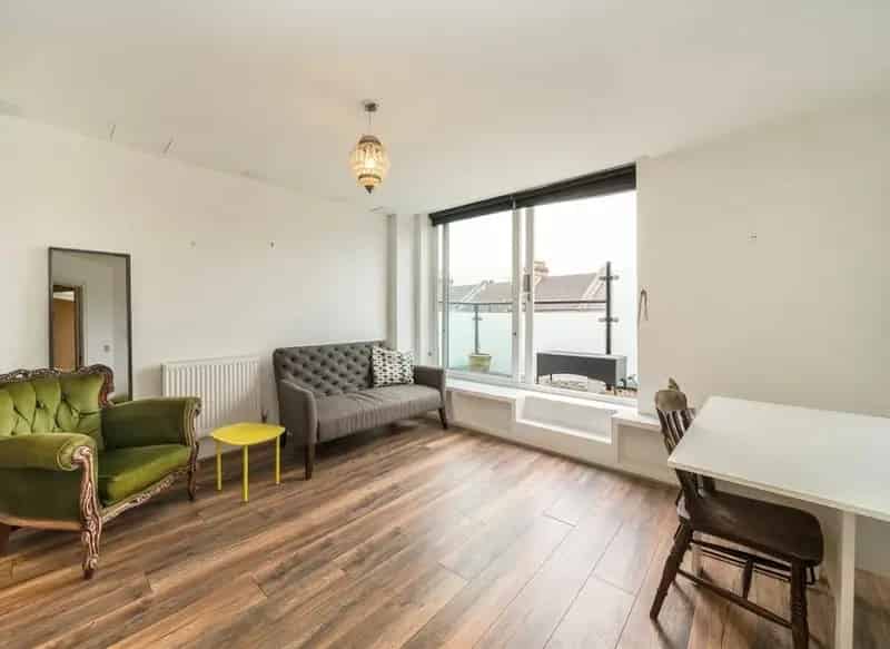 Modern 1-Bed Flat Near Queens Park