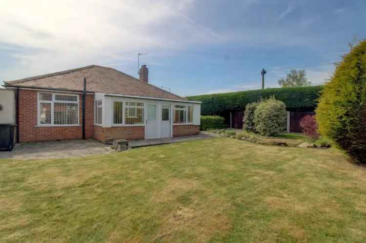 Colchester Bungalow Near Hospital - Stunning Garden & Versatile Layout