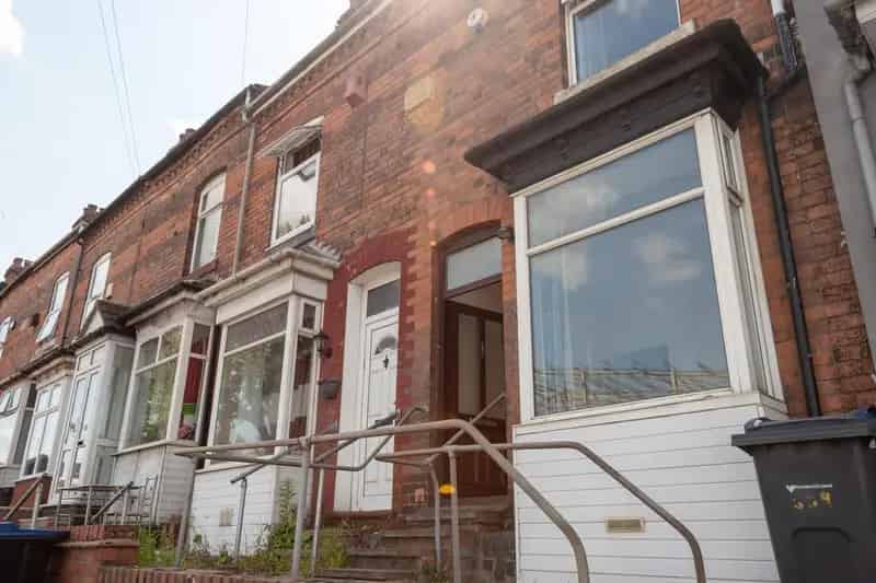 3 Bedroom Terraced House For Sale - Quick Sale Guaranteed