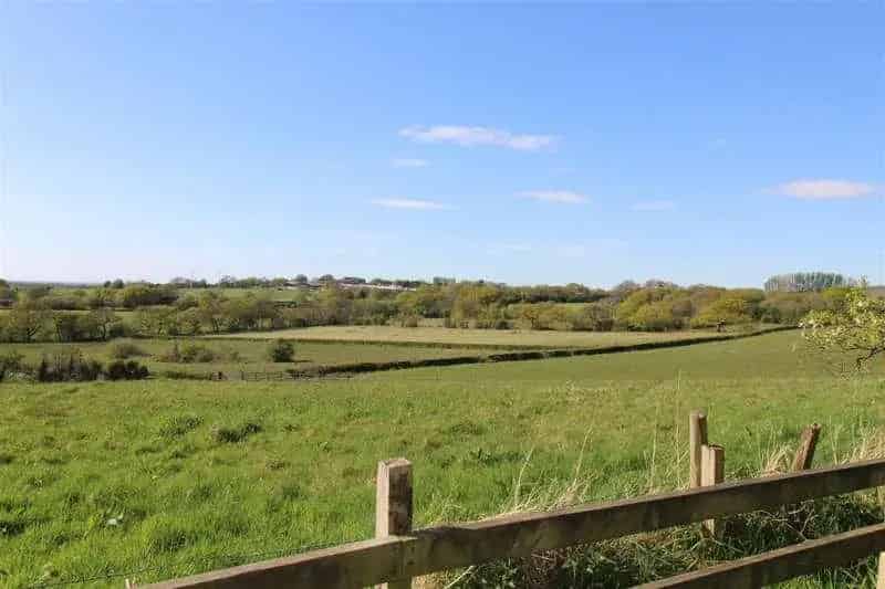 3 Bed Extended Stone Cottage Lancashire Fylde Coast Views