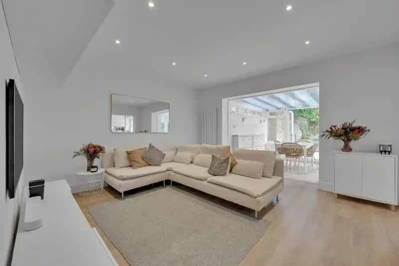 Three Bedroom Garden Flat in South Hampstead