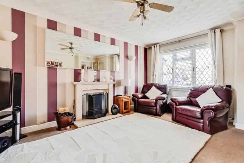 4 Bedroom Detached House in Westlea