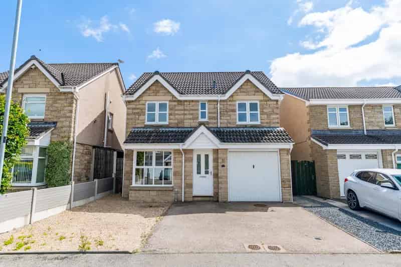 Spacious 4-Bedroom Detached Home in Newmachar