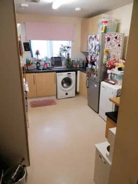 2 Bed Flat Near Basildon Festival Seeks Larger Property with Garden