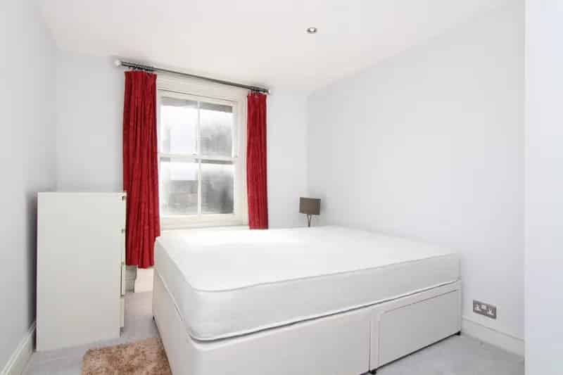 3 Bedroom Flat To Rent