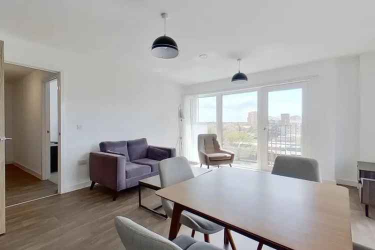 2 Bedroom Flat Park Central Birmingham Furnished Parking Available Now