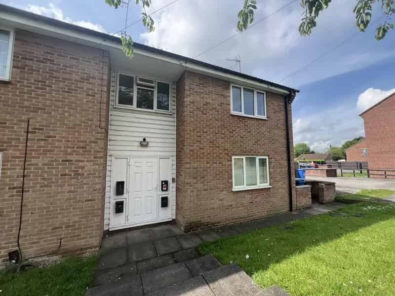 1 Bedroom Studio Flat to Rent in Alvaston No Deposit Option