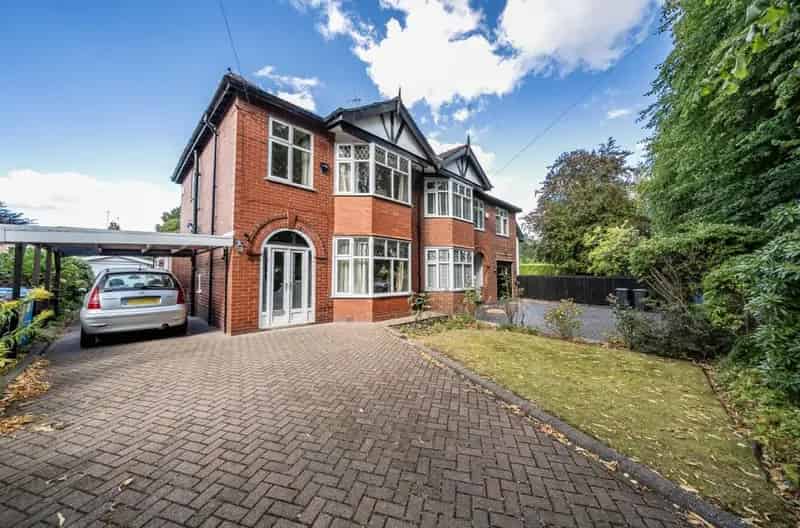 3 bedroom House
 For Sale