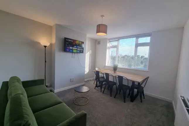 1-Bedroom House Rental in Bristol BS7 Gainsborough Square