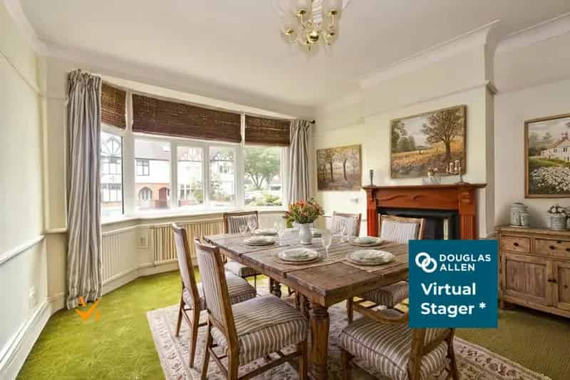 4 Bedroom Terraced House For Sale - Modern Auction
