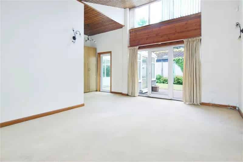 3 Bed Detached Bungalow Barnton