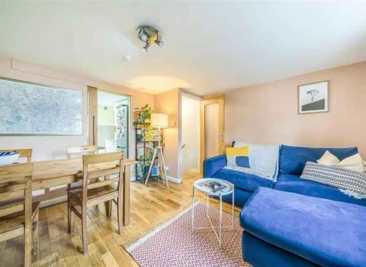 Flat For Sale in Loampit Vale, London, England