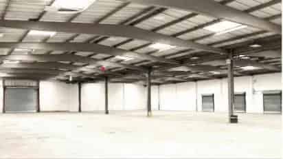 Detached Portal Frame Building with Excellent Loading and Parking
