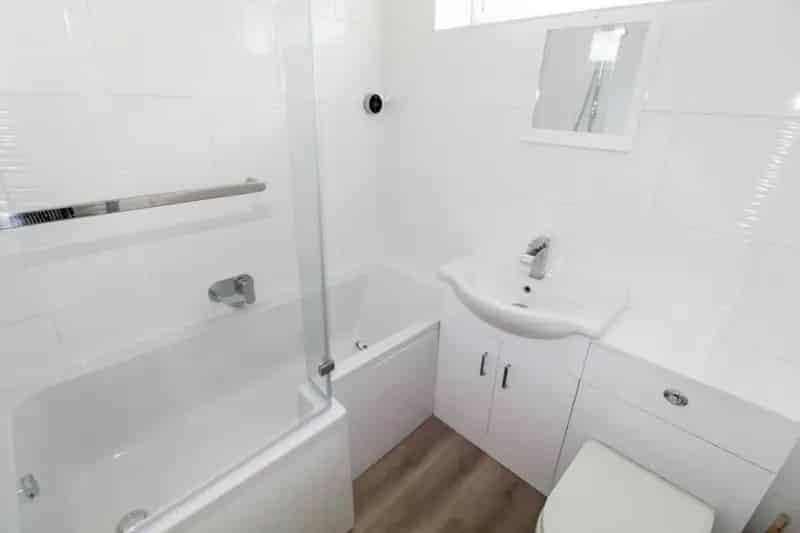 2 Bedroom Maisonette For Sale Stanstead Abbotts