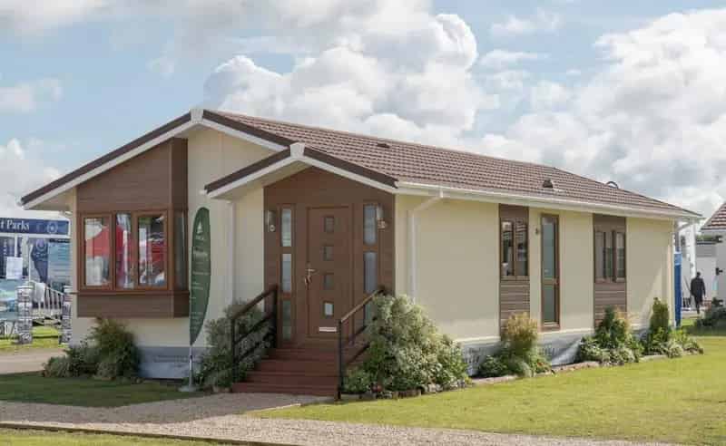 2 Bedroom Park Home for Sale