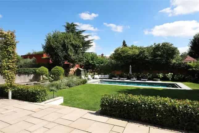 Edwardian House Wimbledon Common  Landscaped Garden Heated Pool