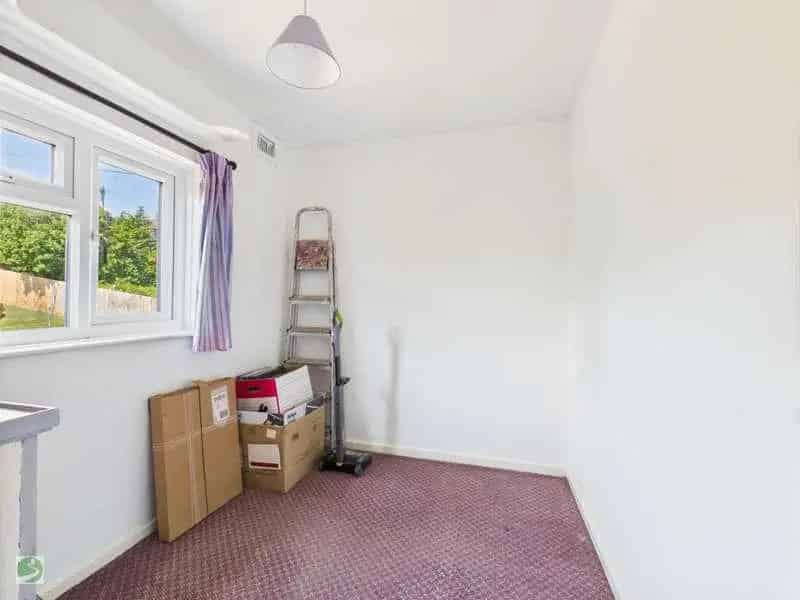 3 Bed Semi-Detached House For Sale Cash Buyers Only
