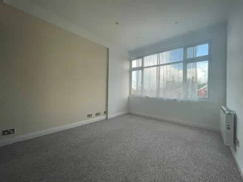 1 bedroom  Flat to rent, Folkestone, Kent, CT20