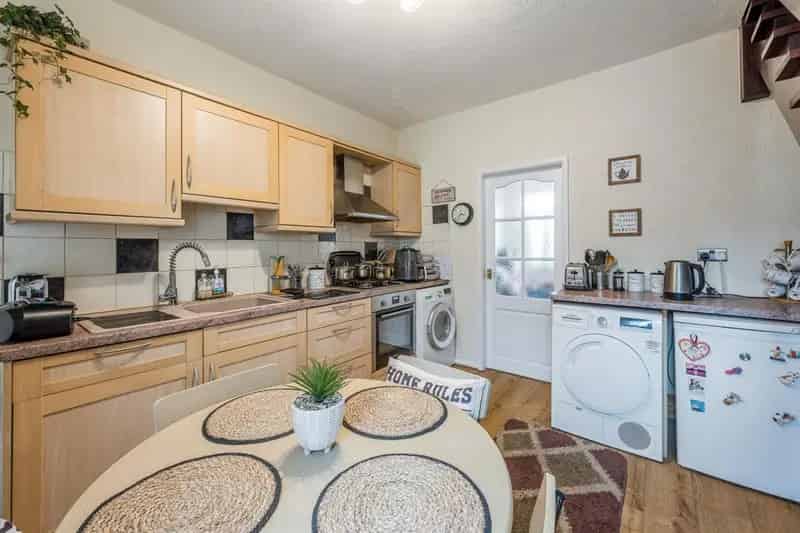 3 Bedroom Terrace House For Sale