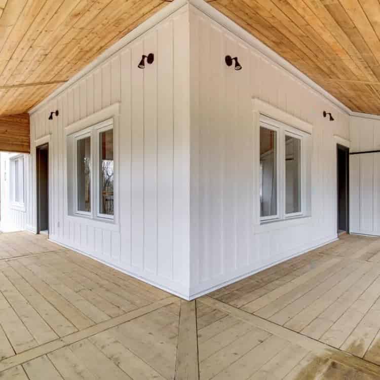 Lake Dawson House with Deeded Dock