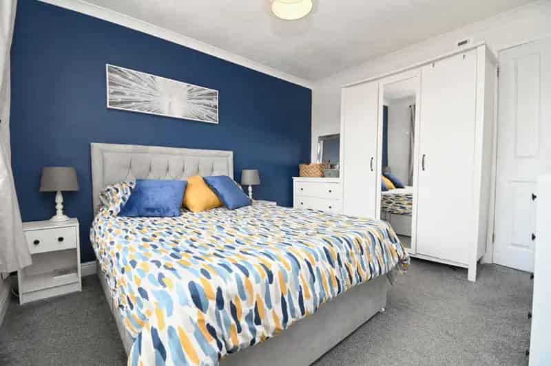 2 Bed Semi-Detached House for Sale