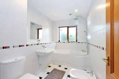 4 Bedroom Detached Bungalow For Lease Aberdeen