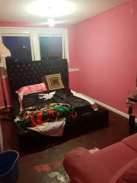 Spacious 1 Bedroom Flat with River Thames View