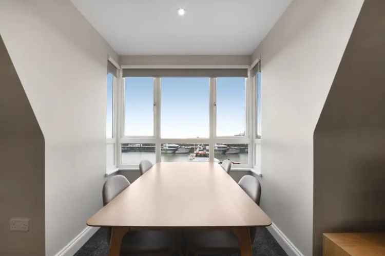 Stunning Harbour View Apartment Lowestoft Furnished Parking Bills Inclusive Option