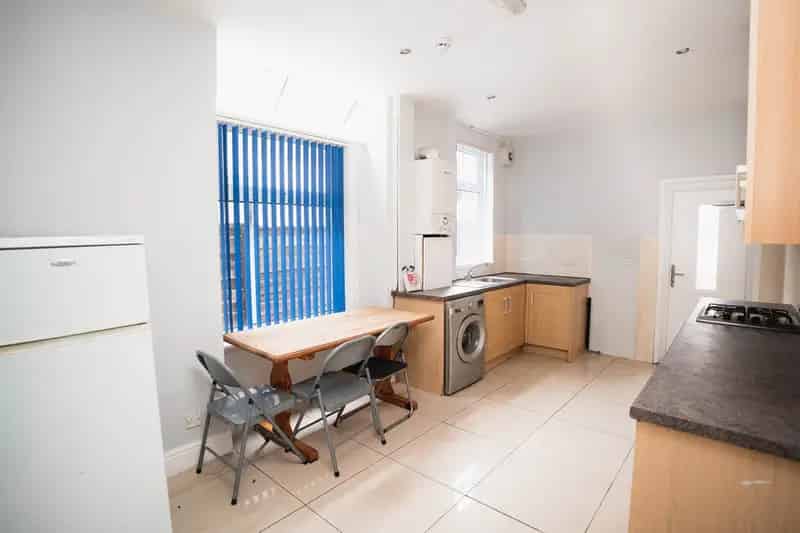4 Bedroom Student House to Rent