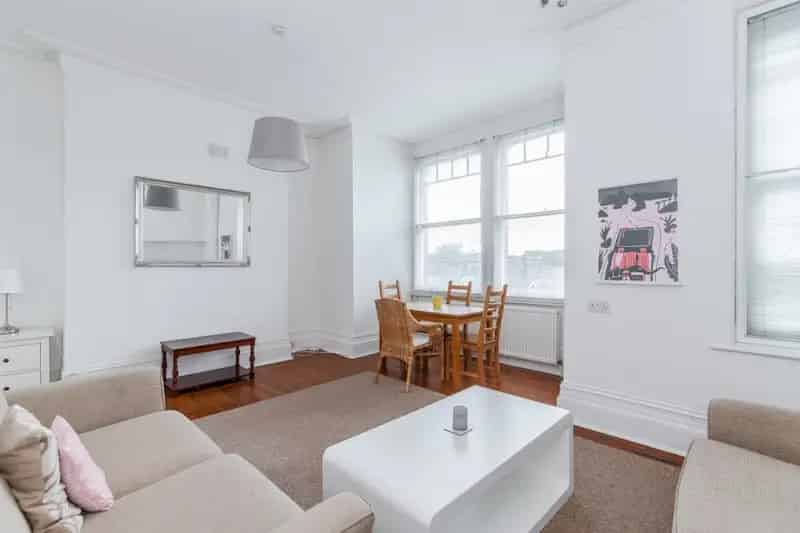 1 Bedroom Flat House to Rent