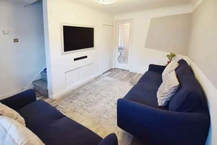 2 Bedroom Semi Detached House for Sale in Biddenham