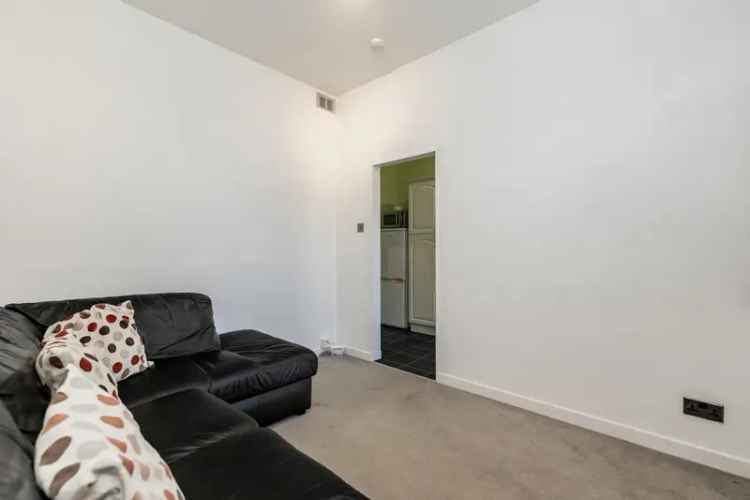 Two Bedroom Flat near Aberdeen University - Great for First Time Buyers
