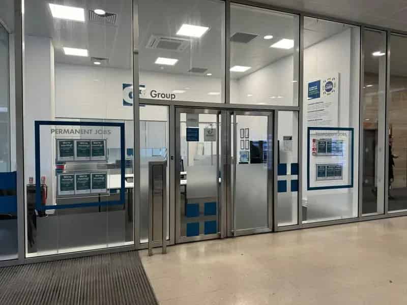Ground Floor Retail Unit in Prime Central Business Exchange Location