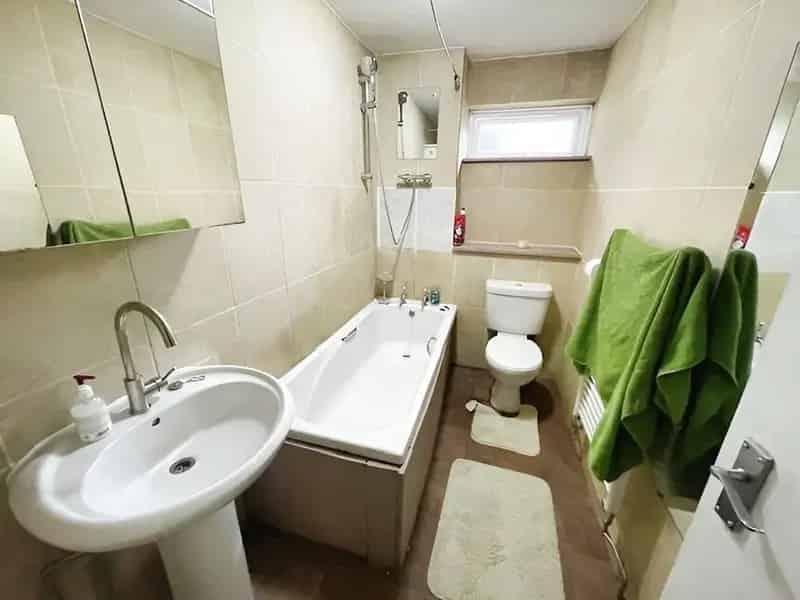 2 bedroom  Flat for sale, Portishead, Bristol, BS20