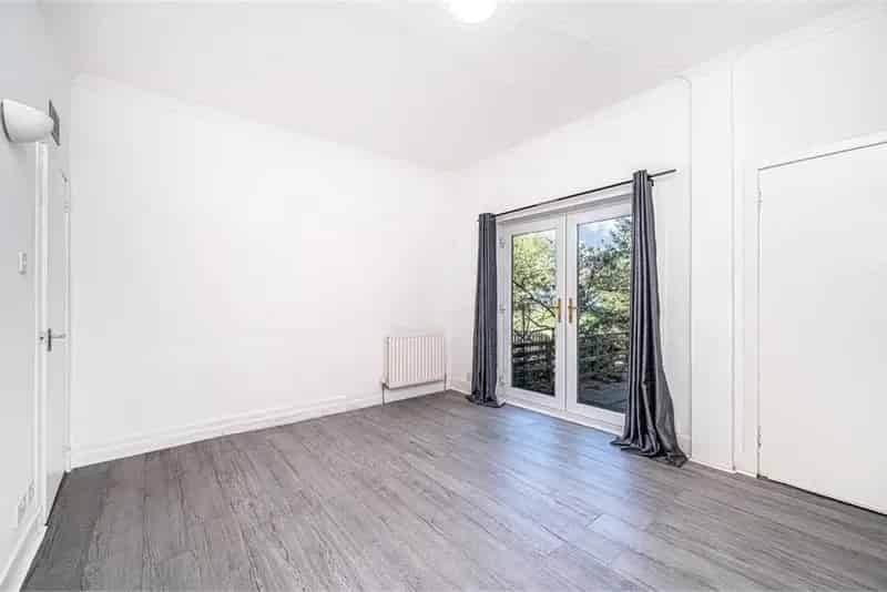 1 Bed Ground Floor Flat Coaledge Off Street Parking