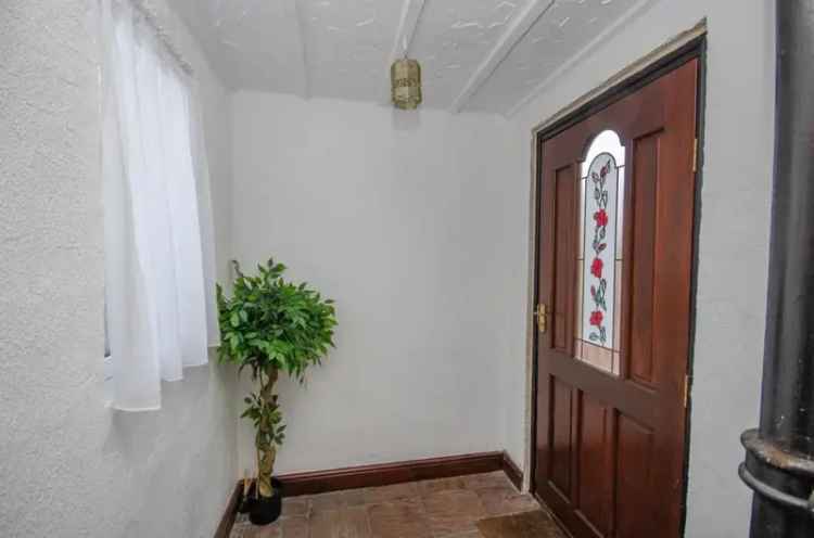 2 bedroom House
 For Sale