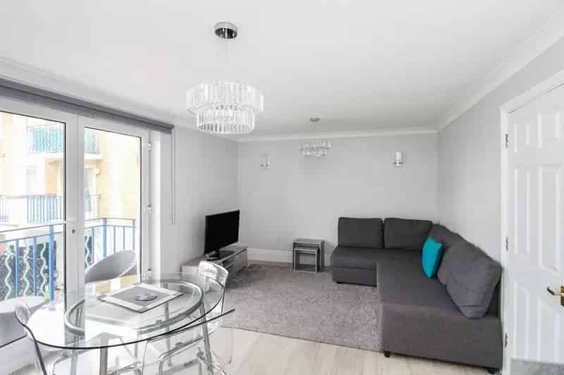1 Bedroom Flat for Sale